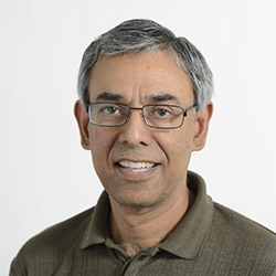 headshot of Ausif Mahmood