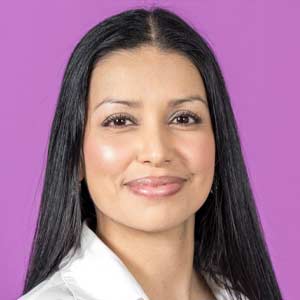 headshot of Paula Garay